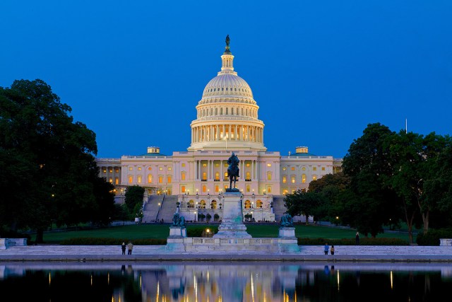 washington-dc-capitol-at-night (1)